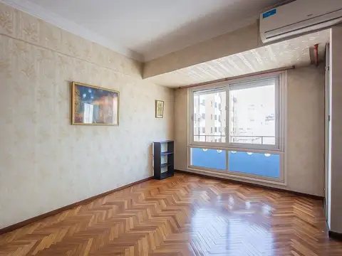 Venta depto 3 ambientes c/dependencia piso alto