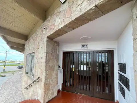 VENTA DEPTO 3 AMB CON ESPACIO DE COCHERA PUNTA MOGOTES!