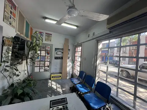Local en Venta en Parque Chas, USD 230.000