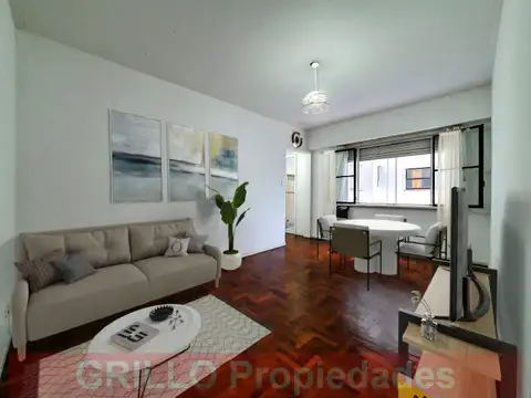 Av. del Libertador 8440. Departamento 2 ambientes. Baño completo. Cocina independiente.
