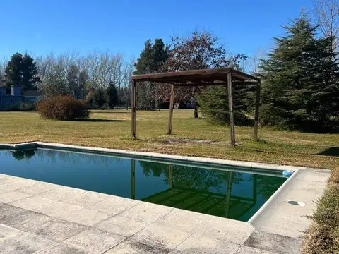 Quinta en Venta en Mercedes, USD 200.000