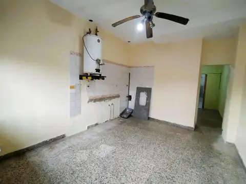 Depto Tipo Casa 2 ambientes con 1 baño