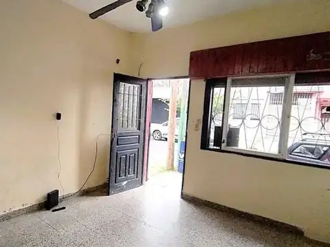 Oportunidad: PH de 2 Ambientes ¡Con Cochera incluida!