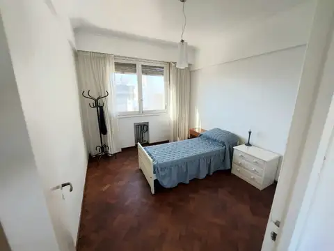 Departamento 9 ambientes con 1 baño