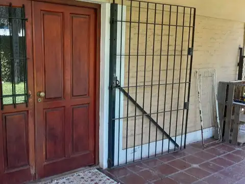 Casa 6 ambientes con 3 baños