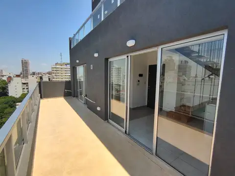 Duplex a Estrenar con dos balcones terraza.