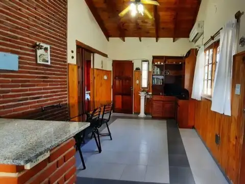 Depto Tipo Casa en Venta de 6 ambientes