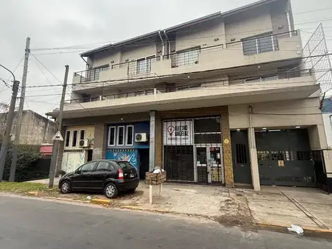 Departamento en venta dos ambientes en Adrogué