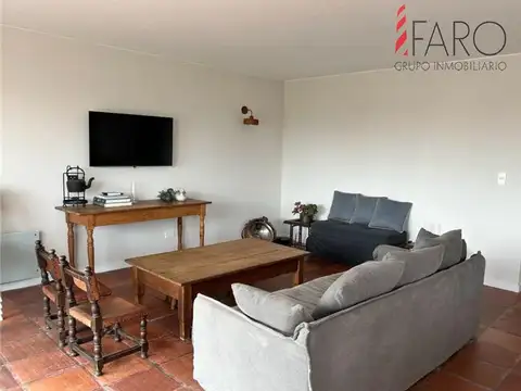 Departamento en Alquiler de 5 ambientes