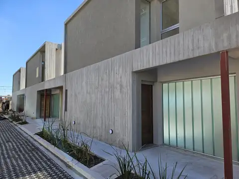 Casa en Alquiler de 2 dormitorios