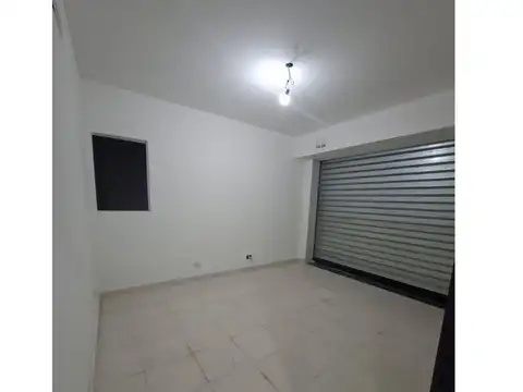 Local en Alquiler en Garin, USD 3.200