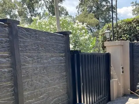 Casa en Venta en Robles Del Monarca, USD 230.000