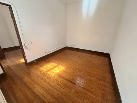 Depto Tipo Casa en Alquiler de 1 dormitorio