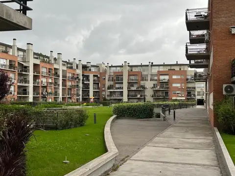 Departamento en Alquiler en Beccar Plaza, $ 2.400.000