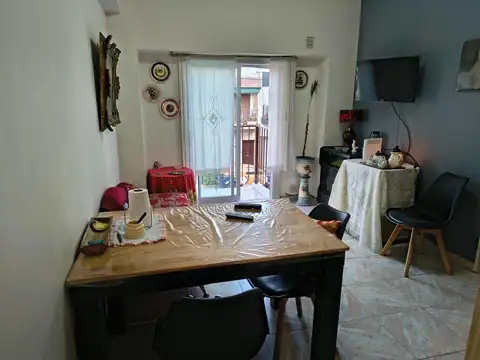 Domingo De Acassuso 6000, Piso 1