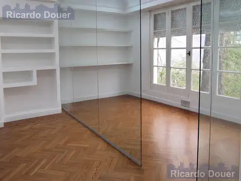 Local en Alquiler en Martínez, USD 3.500