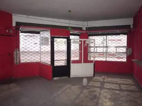 Local en Venta en Sourigues, USD 210.000