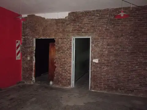 Local en Venta Via Pública