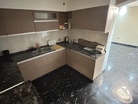Casa 4 ambientes con 4 baños