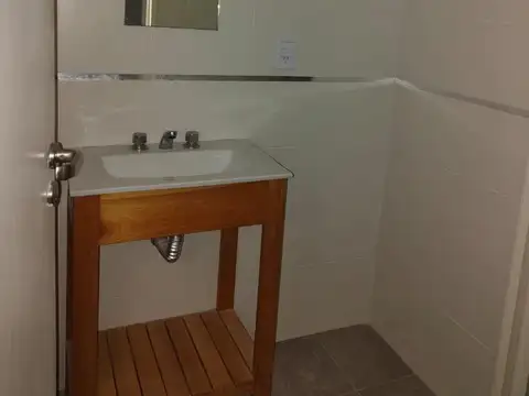Departamento en Venta en Ezpeleta Este, USD 60.000