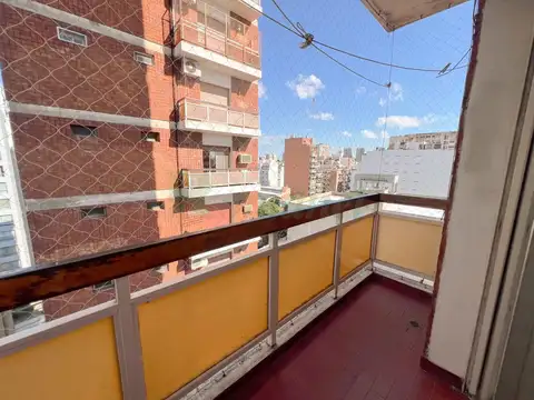 2 amb cfte lum bcon lav impec!  SubtA s/J.M.Moreno $710000