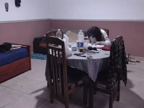 Depto Tipo Casa en Venta en Valentin Alsina, USD 85.000