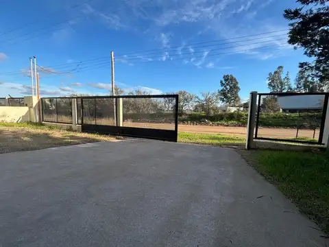 Galpon en Venta en Bahia Blanca, USD 345.000