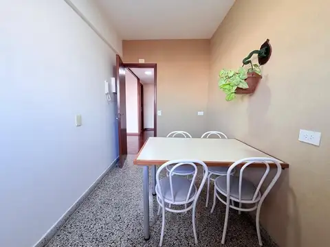 Departamento 4 ambientes con 2 baños