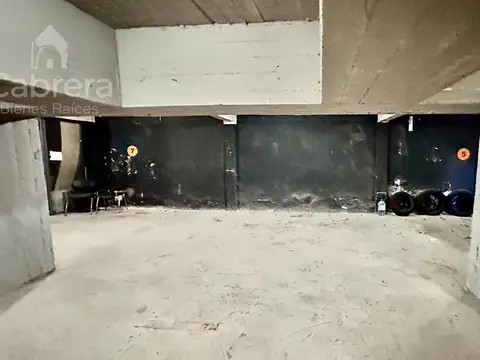 Venta de Cochera Cubierta, en La Plata