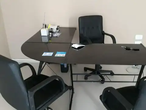 Oficina en Venta con 1 cochera