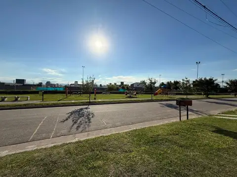 Terreno en Venta 30  mts Fondo