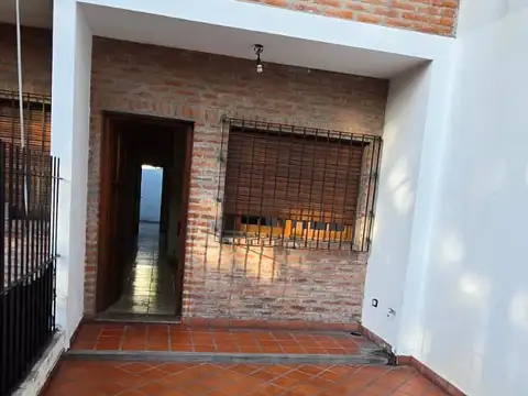 Dúplex en alquiler c/ cochera en San Miguel