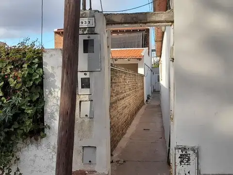CASA  3 DORMITORIOS BARRIO BELGRANO