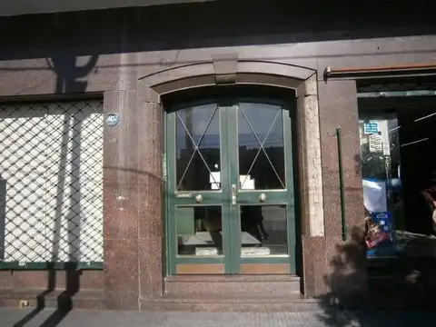 Avenida Mitre 1300, Piso 3