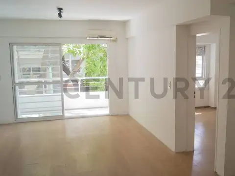 Lugones 4200, Piso 1