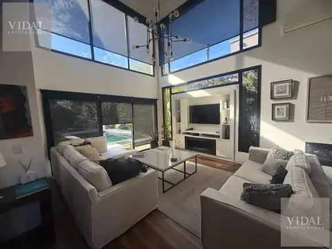 Casa en Venta de 5 dormitorios