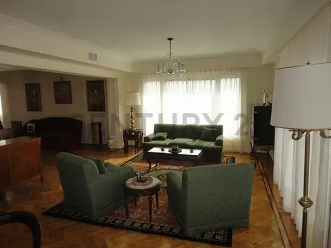 Departamento en Alquiler en Recoleta, USD 2.000