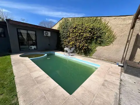 Casa en Alquiler de 3 dormitorios