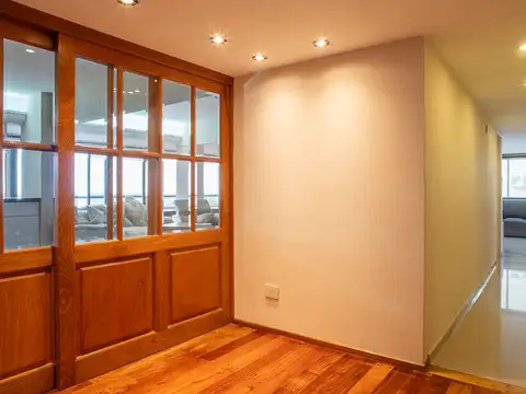 Departamento en Venta con 2 cocheras