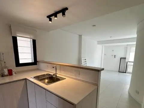 Departamento a nuevo reciclado de 3 dormitorios