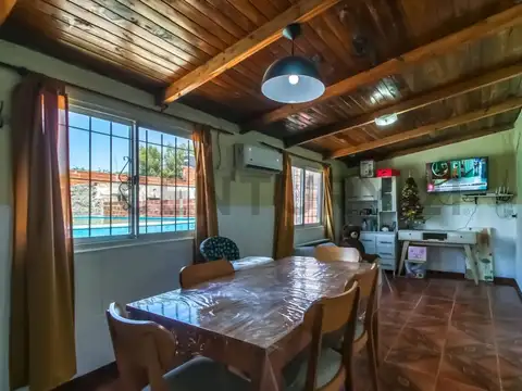 CASA EN ALTO DE LOS TALAS CON PILETA
