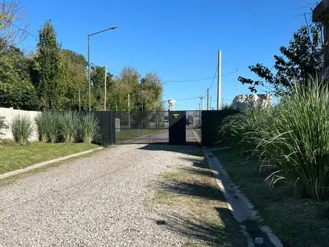 Venta de excelente lote de 246 m2 en Barrio Perimetrado