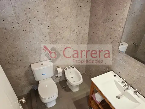 J V Gonzalez 2500, Piso pb