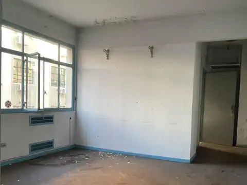Oficina en Venta al Este