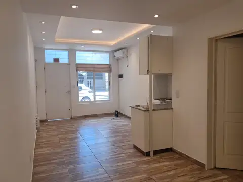 Depto Tipo Casa en Alquiler de 1 dormitorio