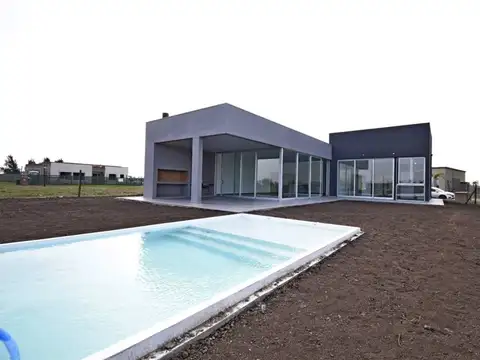 Casa  en Venta en San Sebastian, Escobar, G.B.A. Zona Norte