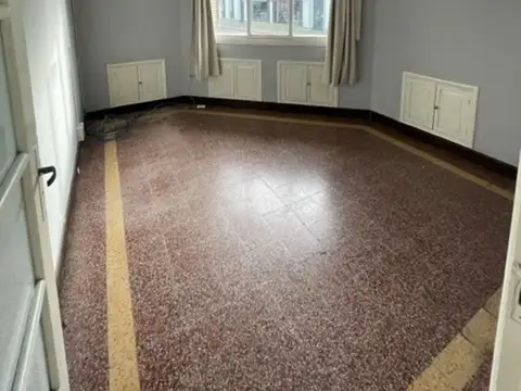 Venta gran casa en centro con excelente renta