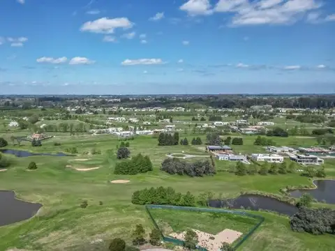 Lote · En Venta  · Everlinks · Frente Al Golf · A Minutos de Centro de Luján