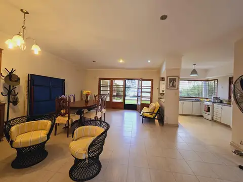 Casa frente al Río en venta - Sauce Viejo