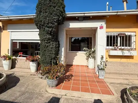 VENTA CASA MODERNA 3 AMBIENTES - BARRIO EL JARDIN